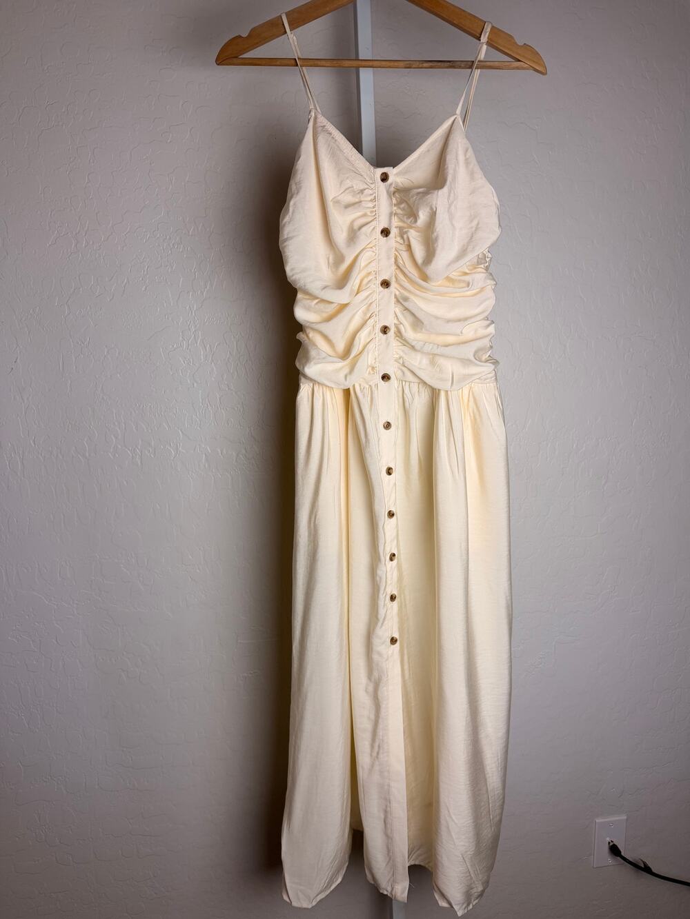 Future Collective Ruched Button Front Maxi Dress Ivory XS Sleeveless Pockets NWT